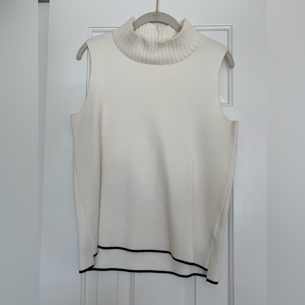 Zara “Zara Knit” Women’s Sleeveless Sweater Size L